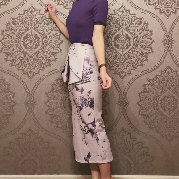 TRUE VIOLET floral scuba skirt - Picture 3 of 7